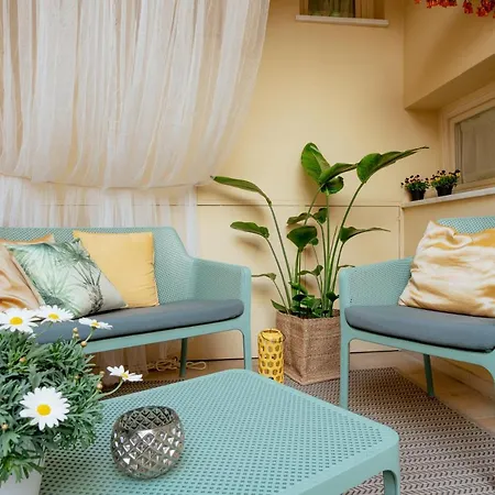 Il Cortile Di Elisa & Our Flats Bed & Breakfast