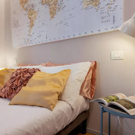 Il Cortile Di Elisa & Our Flats 3*