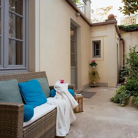Il Cortile Di Elisa & Our Flats ベッド・アンド・ブレックファスト ルッカ