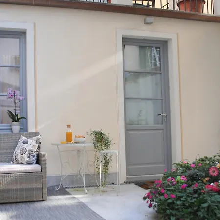 Il Cortile Di Elisa & Our Flats Отель типа 